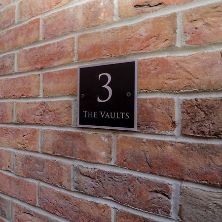 3 The Vaults Apartment Glastonbury Exterior photo